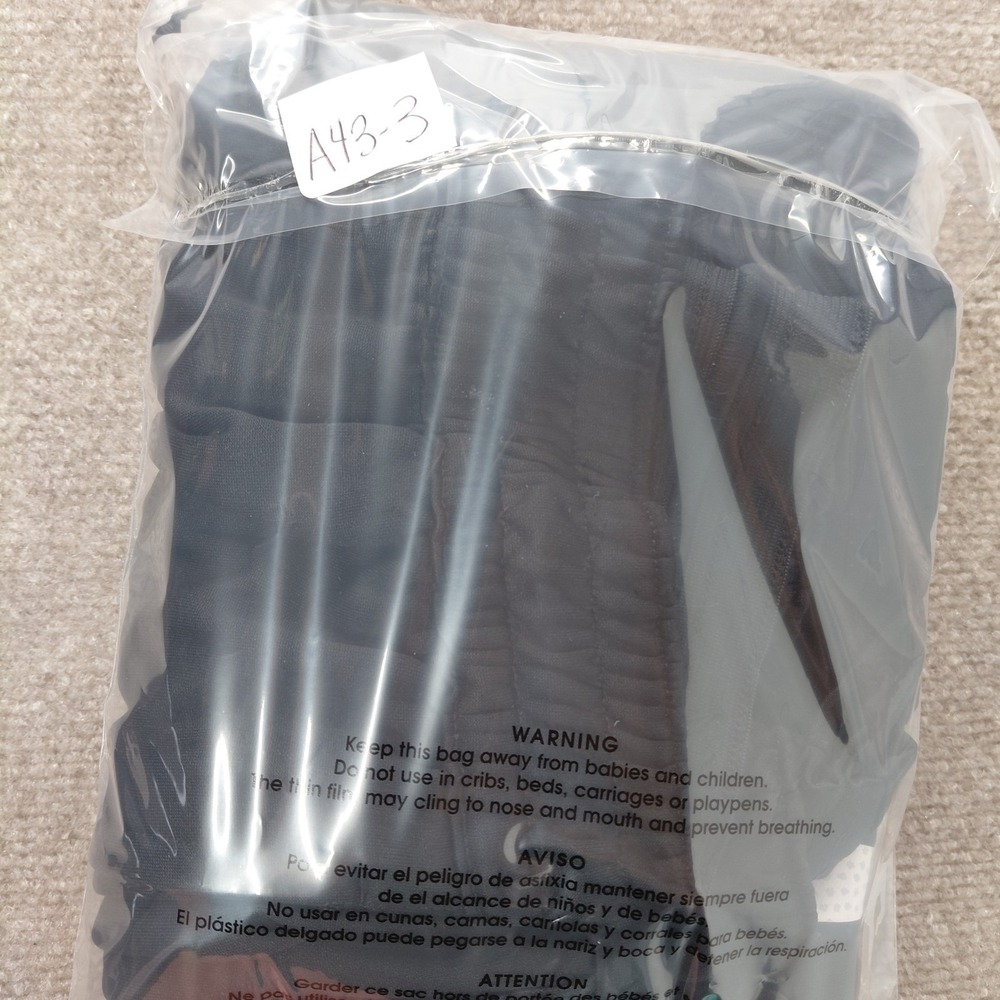 Nike Therma Big Swoosh Mens MEDIUM Pants Tapered Black White AQ2715-010 - Picture 10 of 10